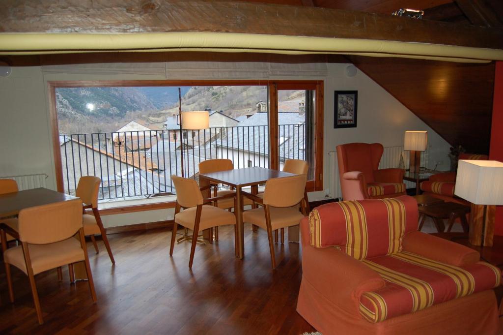 Hotel Vall Ferrera Areu エクステリア 写真