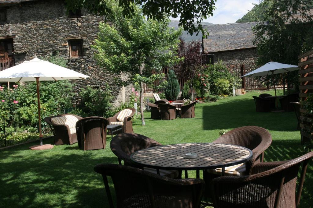 Hotel Vall Ferrera Areu エクステリア 写真